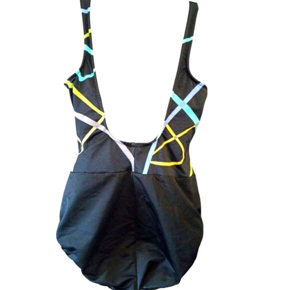 Miraclesuit One Piece Swim Bathing Suit Black Geometric Size 14 Slimming - Picture 2 of 4